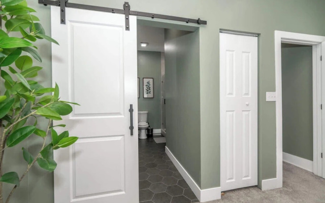 The Baymiller Row - For 6!