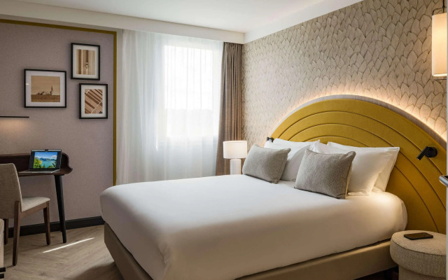 Mercure Chartres Est