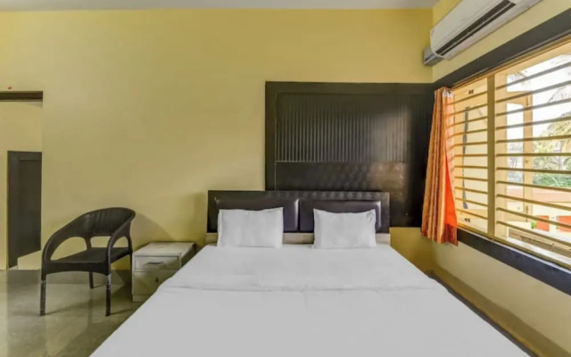 DhamStay Hotel Moon Near Niladri Beach