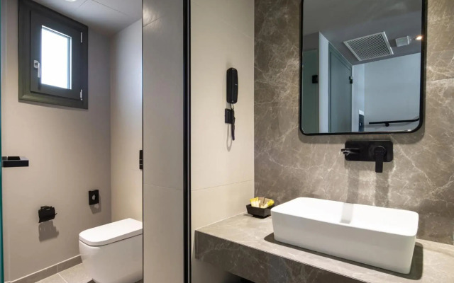 Portes Lithos Luxury Resort