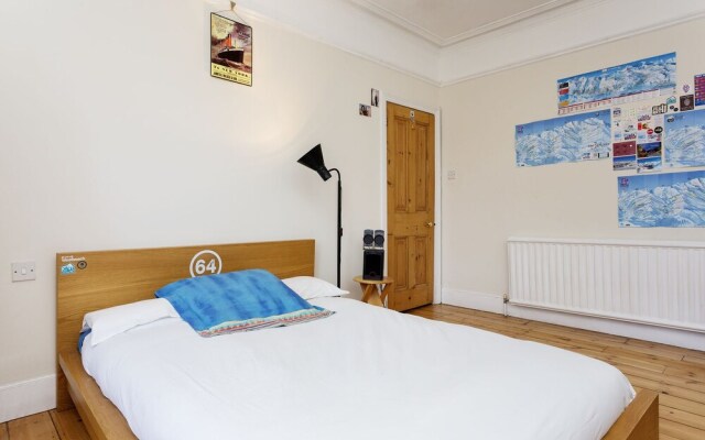 Veeve - Big Oakfield House
