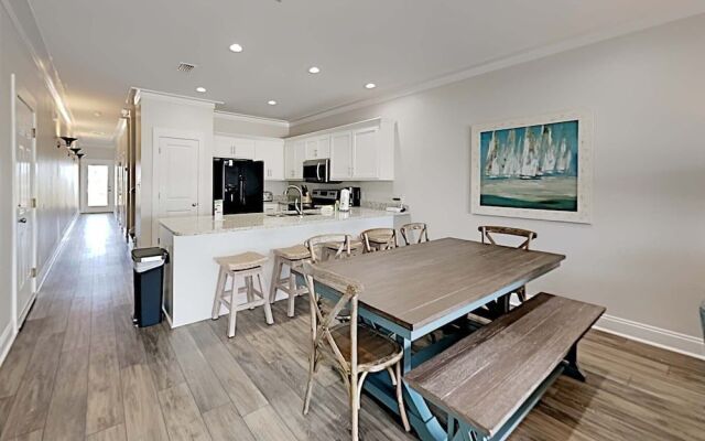 Southern Secret East