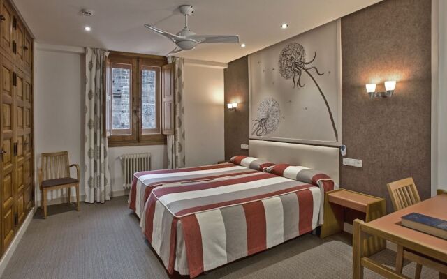 Hotel Monasterio de Leyre