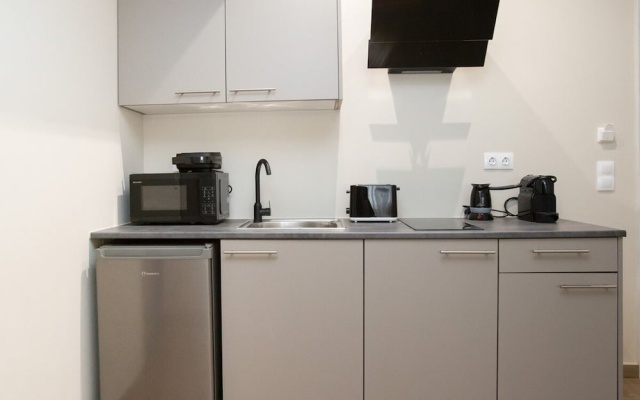 Stoa Luxury Apartment