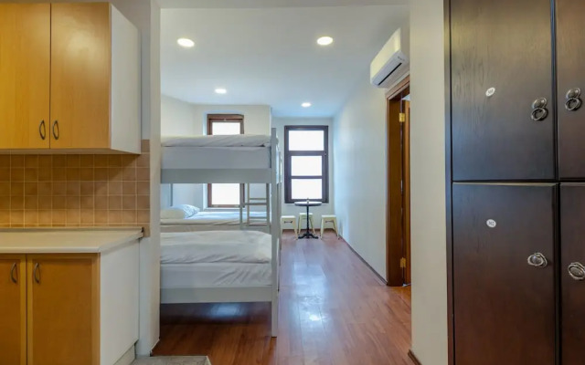 Sanat Hostel Taksim