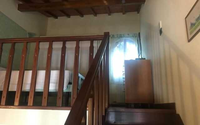 Loft Angela, Delizioso Bilocale con Soppalco, Centralissimo a Pietrasanta