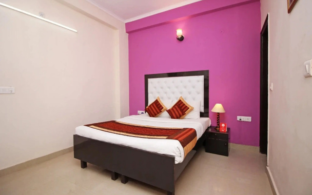 OYO 9338 Hotel InTown