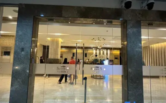 Staycation at MOA Shore Residences