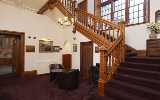 Lochardil House Hotel