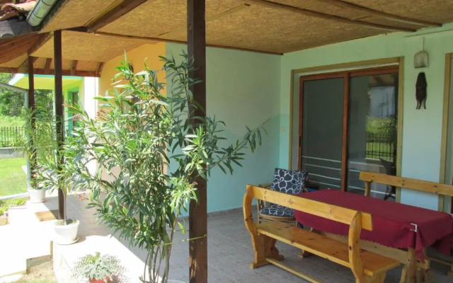 Pri Orehite Guesthouse