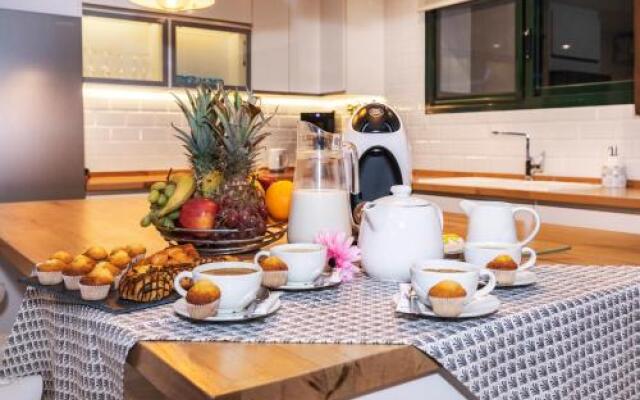 N&A Benalmádena Stunning 2bdr Villa with Sea Views