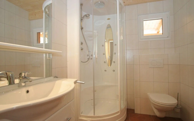 Splendid Chalet In Hohentauern With Whirlpool For 140