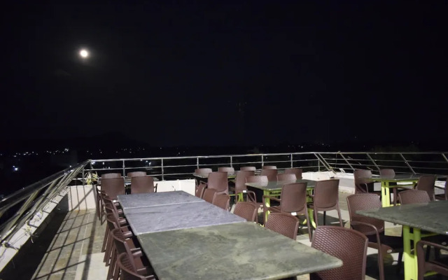 Hotel Vijay Krishna