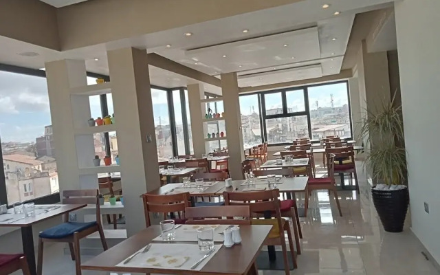 Hotel les 2B Salsabil
