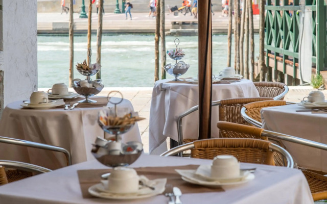 Hotel Antiche Figure