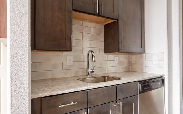 Sonder by Marriott Bonvoy East 5th Apartments East Austin