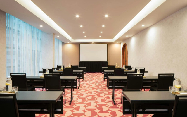 The Honeyrose Hotel, Montreal, A Tribute Portfolio Hotel