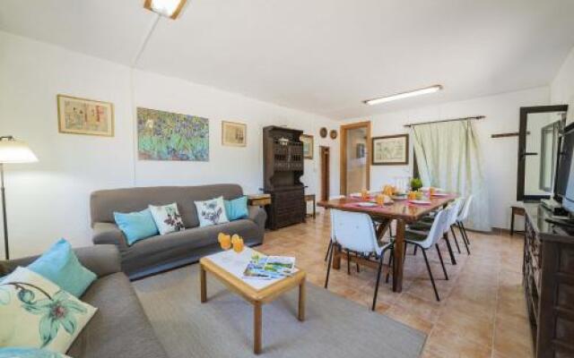 Villa Can Jaume Peso / Can Gosp