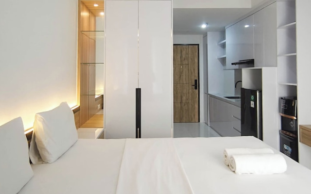 Cozy Ambience Studio At Delft Ciputra Makassar Apartment