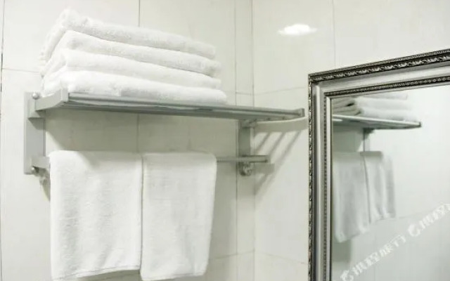 Toya Hotel (Fuhai Road Branch)