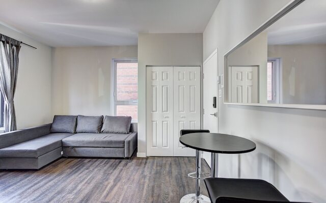 DestinationStays-University of Montreal