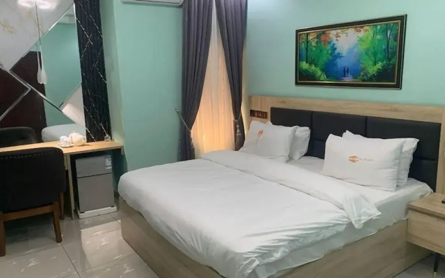 P1 Place Hotel