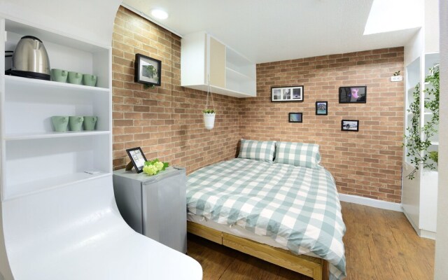 Ximending Florid House