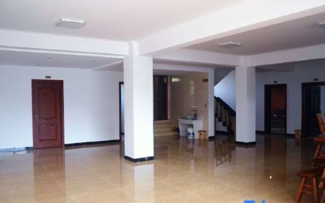 Xinchang makes great use of people's farm life