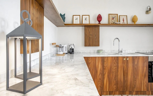 Umberto Apartment With Terrace