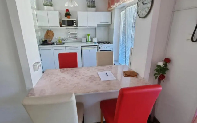 Apartments Nada & Yoya