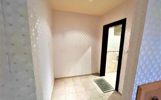Miramar Front Beach Self Catering Apartments
