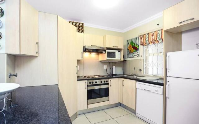 Corner House large 1 bedroom apartment