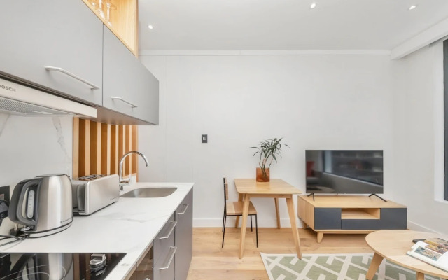 Studio With City Views