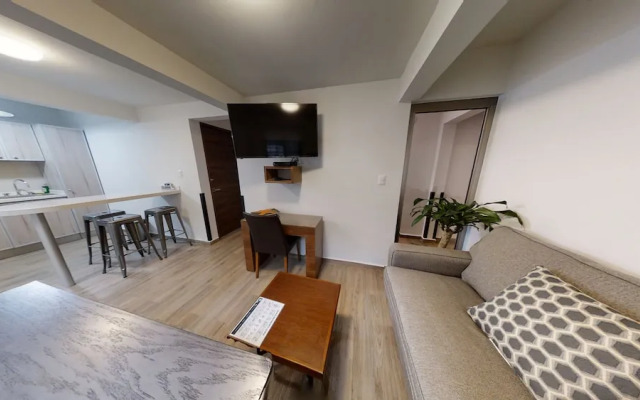 Tokio Suites