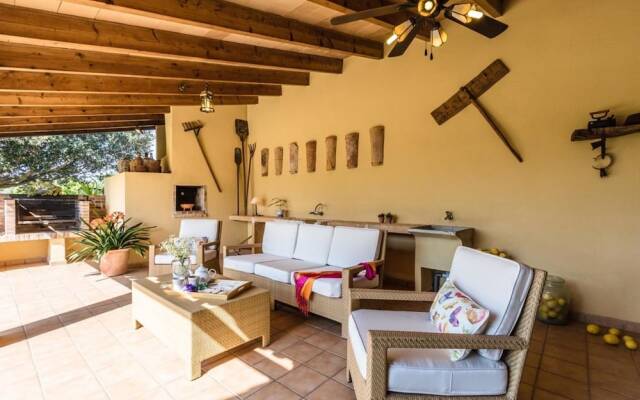 Villa - 3 Bedrooms with Pool - 103148