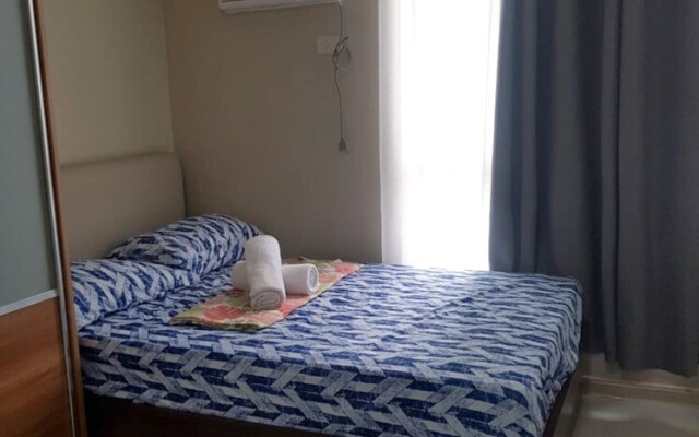 OYO 215 Sunshine City Suites