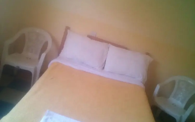 Chania Tourist Lodge