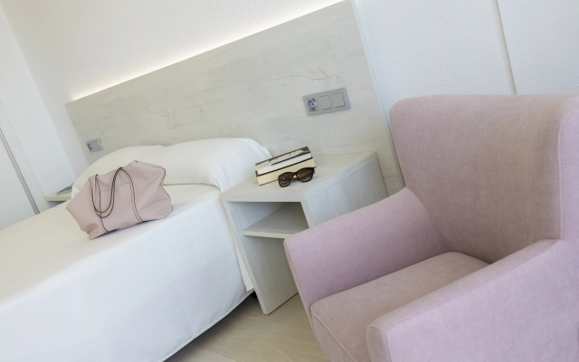 Aparthotel BCL Levante Lux