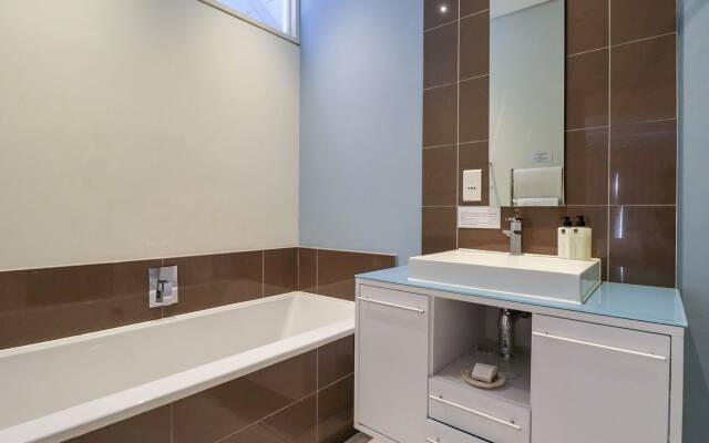 Whale Coast All-Suite-Hotel