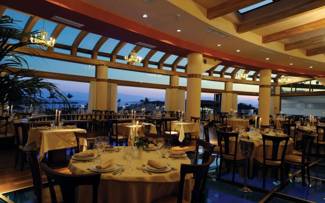 Seafos Luxury Resort & Spa