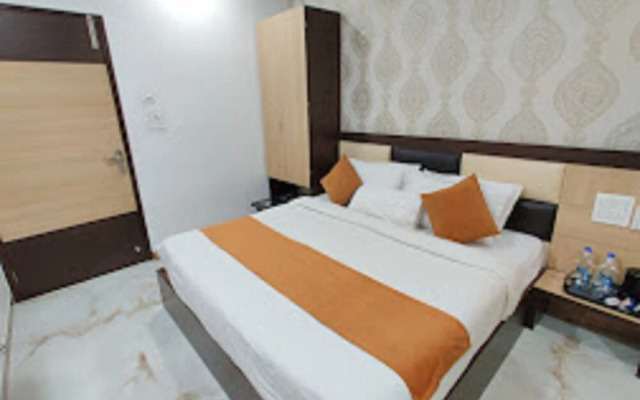 Hotel A Star-50m away from Golden Temple