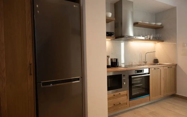 Ammos Luxury Suites