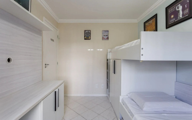 Spacious Apartment With Pool in Jurere Chr025