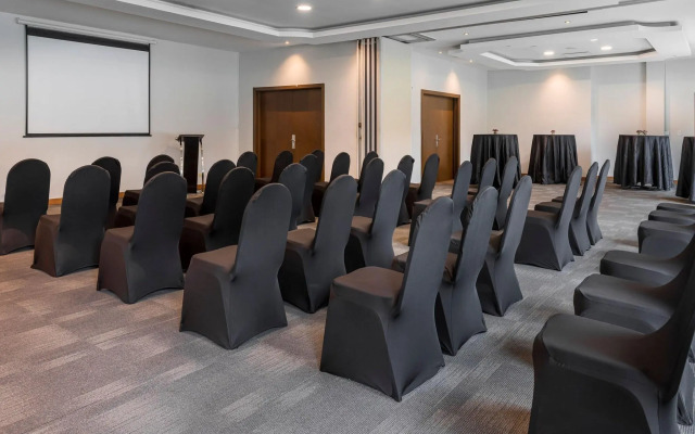 Marriott Executive Apartments Panama City, Finisterre