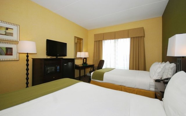 Holiday Inn Express Hotel and Suites Kittanning (Formerly Comfort Inn Kittanning)