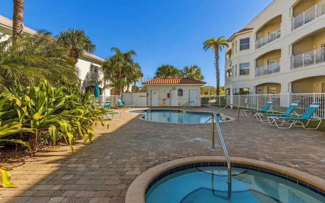 Beachfront Bliss: St. Augustine 2BD Luxury