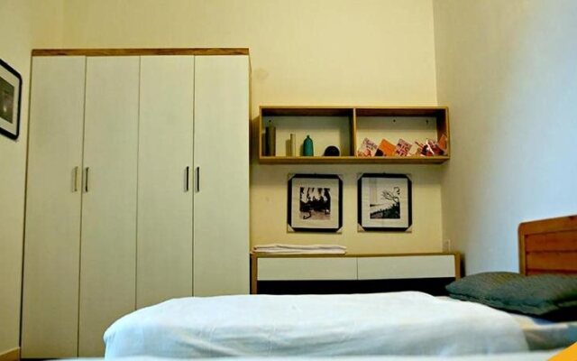 Zo Apartment