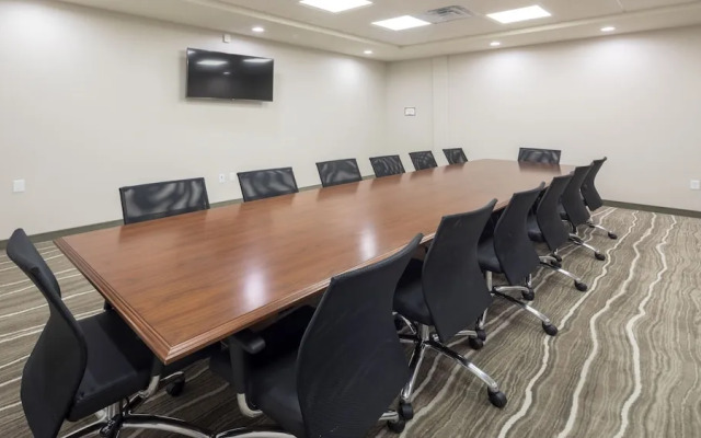 Staybridge Suites Cincinnati East Milford by IHG