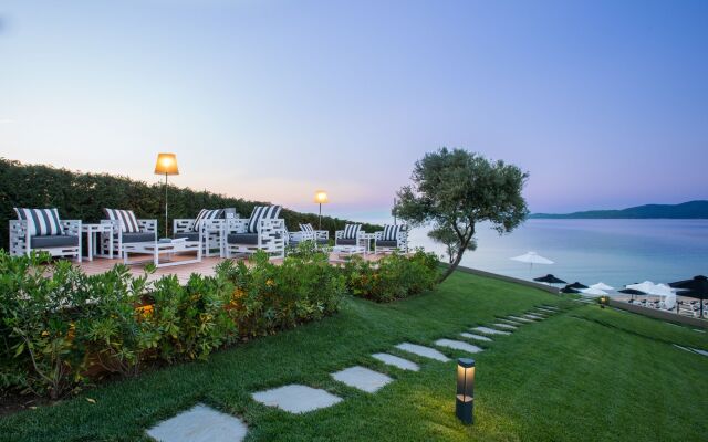 Avaton Luxury Beach Resort - Relais & Chateaux