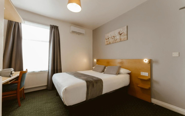 Star Hotel